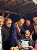 Immagine 100 + 1